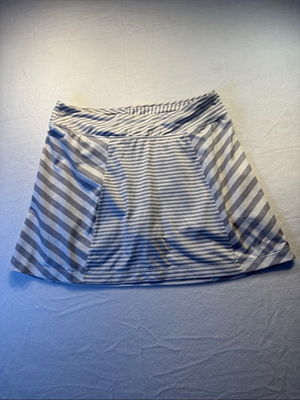Nike Golf Skort Precision Knit Striped Grey White Dri-Fit Tennis Skirt Pocket